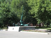 Памятный-знак-в-честь-воинов-385-отдельного-зенитного-артиллерийского-дивизиона-противовоздушной-обороны