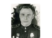 Александр Амосов (1918-1944)