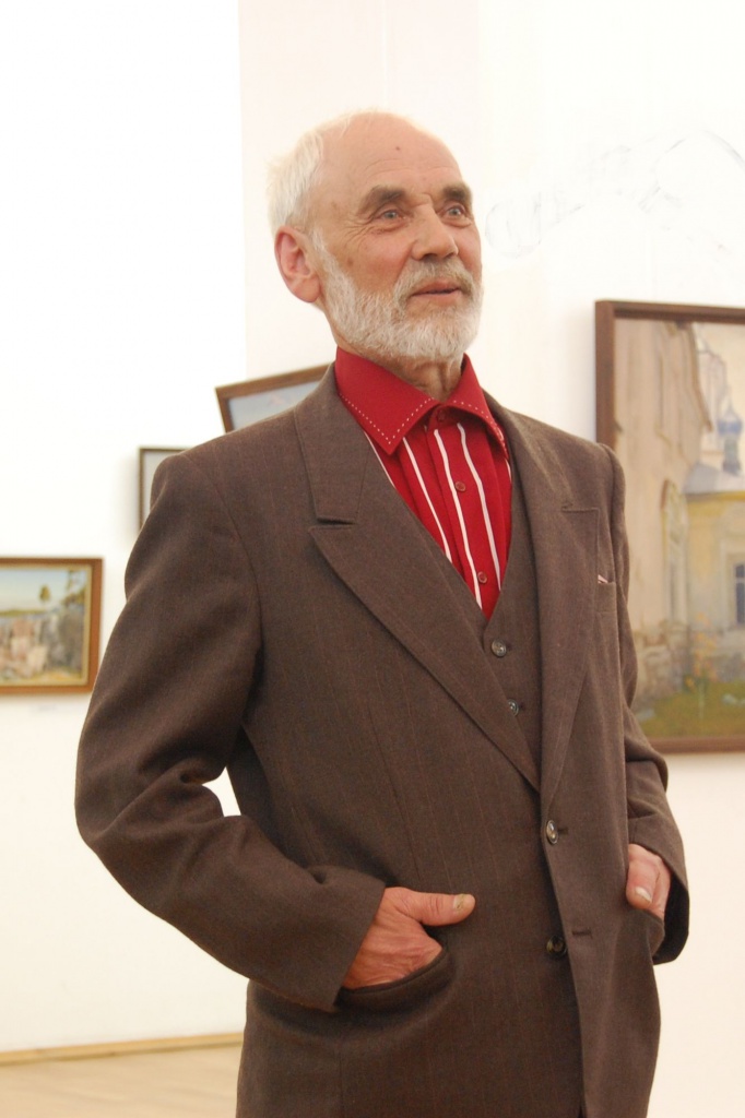 alt=