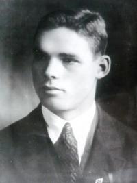 alt=