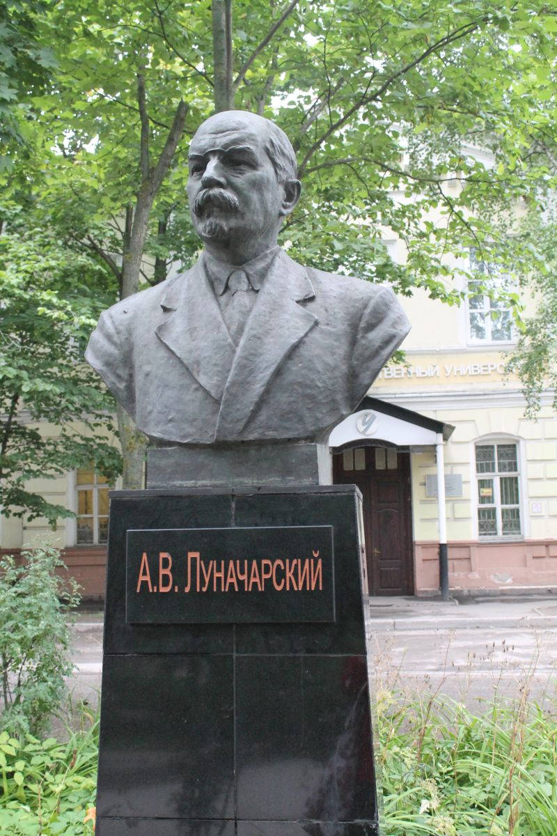 alt=